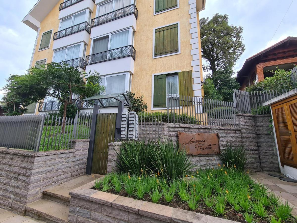 1D Com Lareira No Centro De Gramado Apartamento Exterior foto
